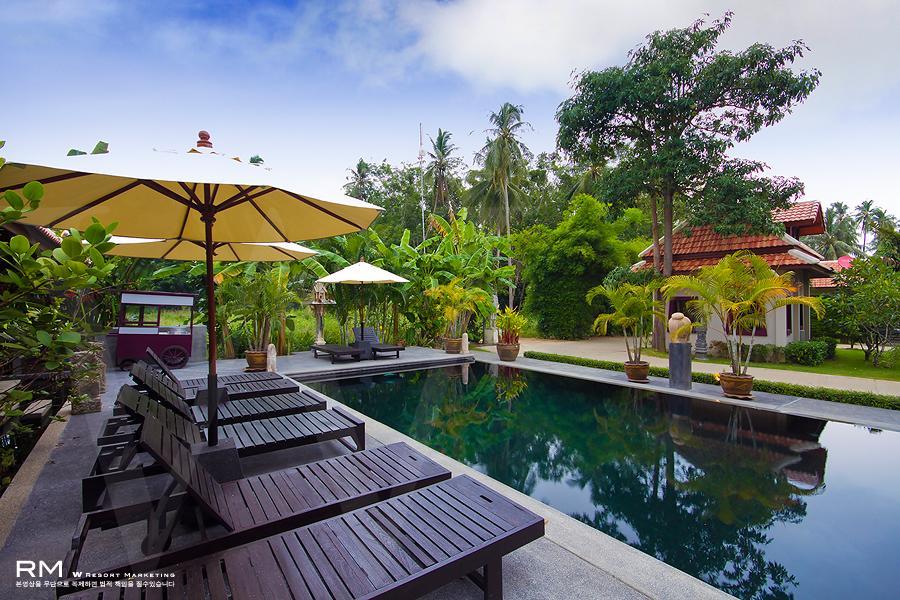 Ban Kao Tropical Boutique Residence หาดแหลมเส็ด ภายนอก รูปภาพ